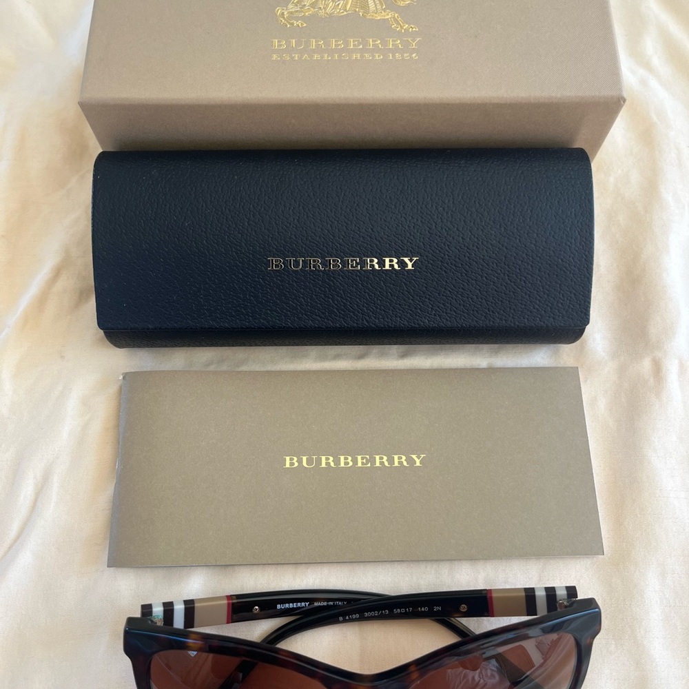 Burberry Brown Gradient Sunglasses NWT - image 8